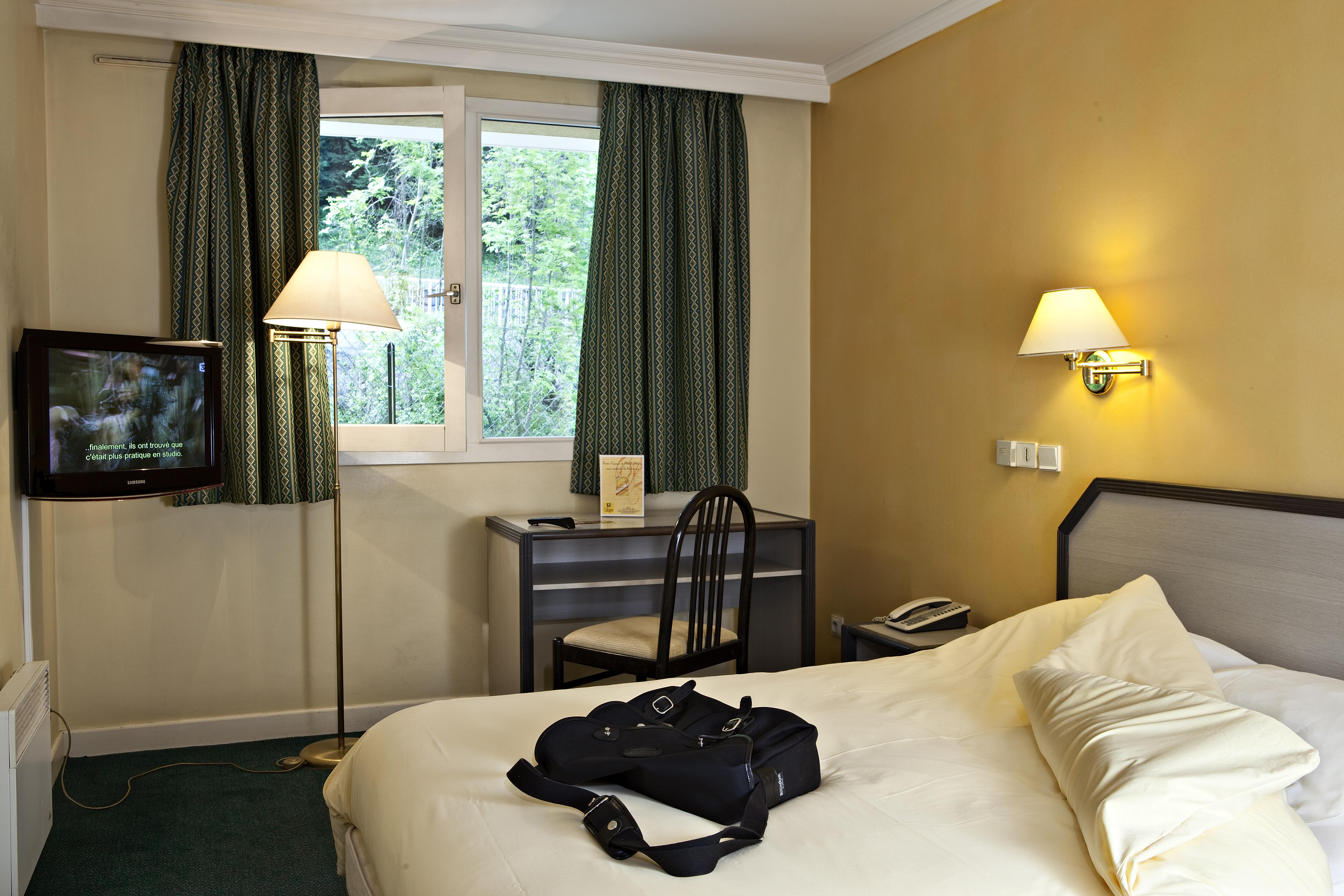 Hotel Athena Brides-les-Bains Exteriör bild