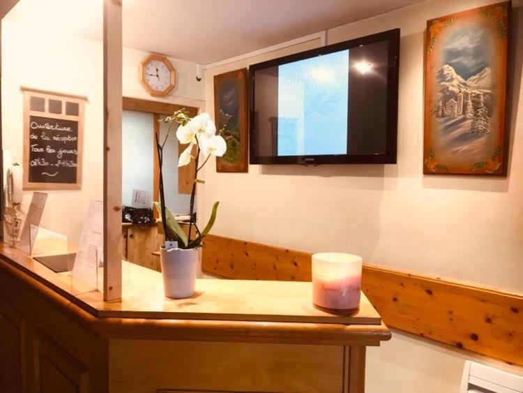 Hotel Athena Brides-les-Bains Exteriör bild