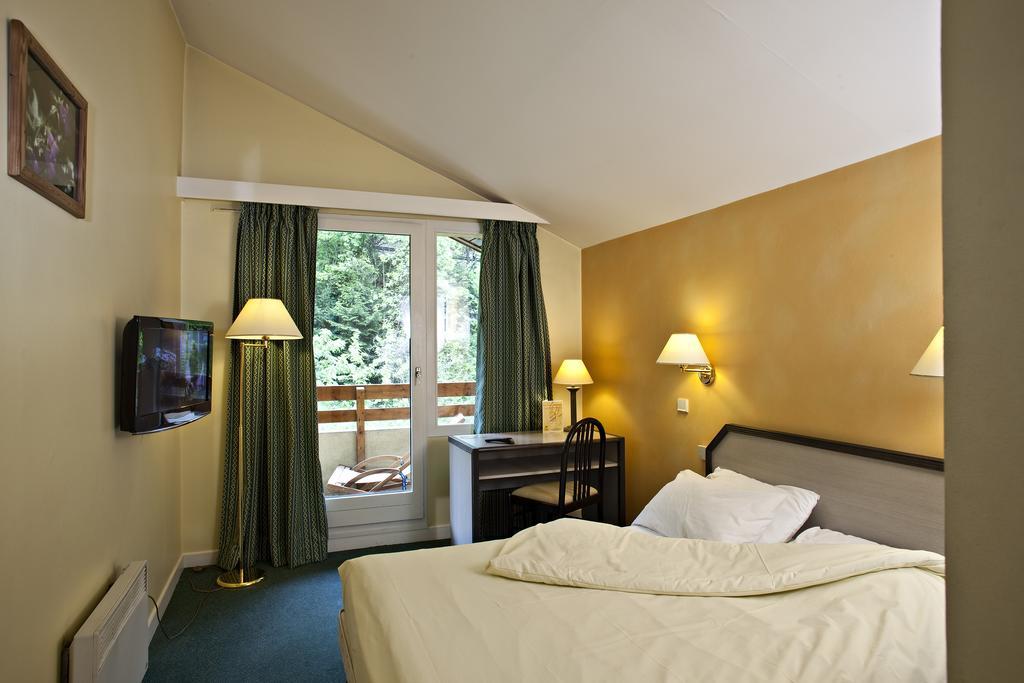Hotel Athena Brides-les-Bains Exteriör bild