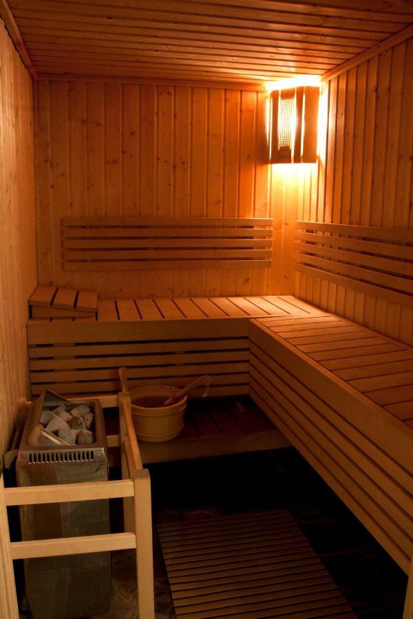 Hotel Athena Brides-les-Bains Exteriör bild